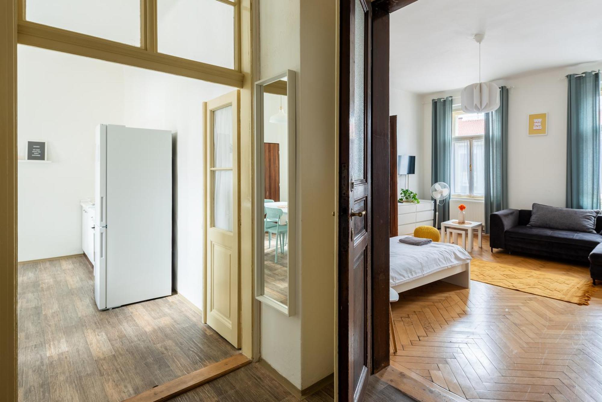 Residence Tesnov Apartment براغ المظهر الخارجي الصورة
