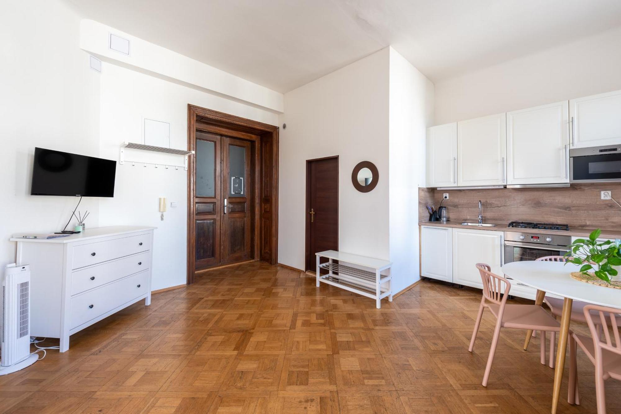 Residence Tesnov Apartment براغ المظهر الخارجي الصورة